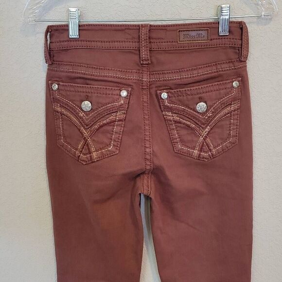 Miss Me Women's High Rise Flare Jeans Size 26 - Picture 5 of 9